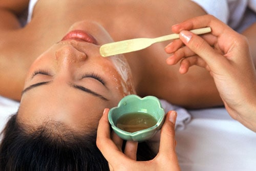 Làm đẹp da đơn giản tại nhà chỉ với mật ong 3 mật ong
